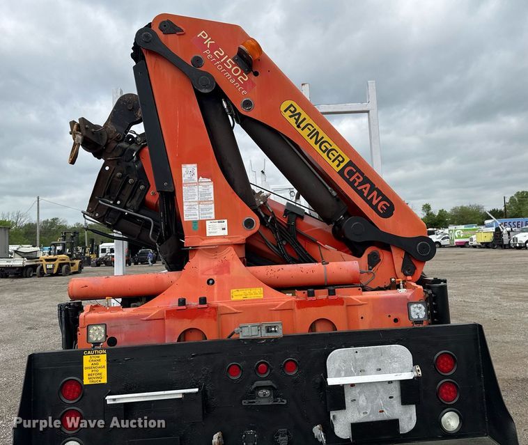 image for item EG5779 2007 Freightliner Business Class M2 Ext. Cab crane truck