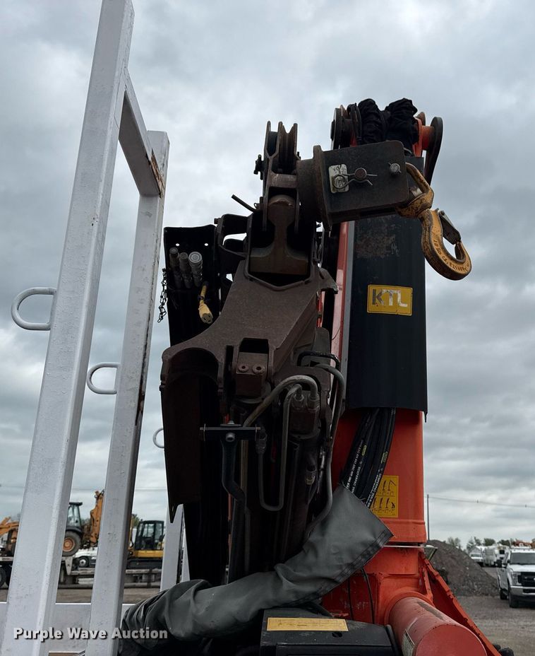 image for item EG5779 2007 Freightliner Business Class M2 Ext. Cab crane truck