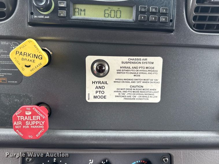 image for item EG5779 2007 Freightliner Business Class M2 Ext. Cab crane truck