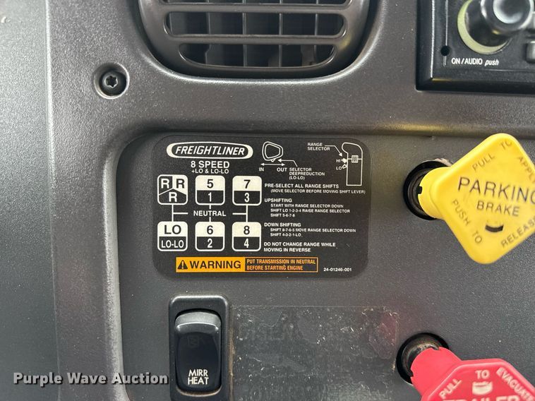 image for item EG5779 2007 Freightliner Business Class M2 Ext. Cab crane truck