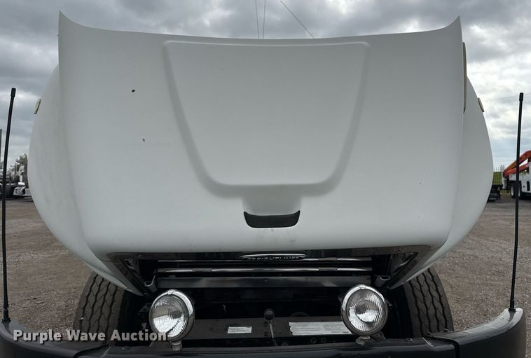 image for item EG5779 2007 Freightliner Business Class M2 Ext. Cab crane truck