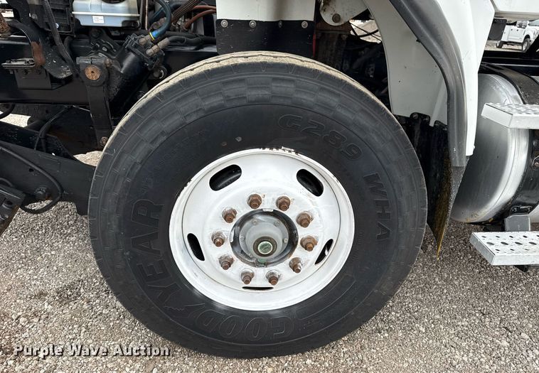 image for item EG5779 2007 Freightliner Business Class M2 Ext. Cab crane truck