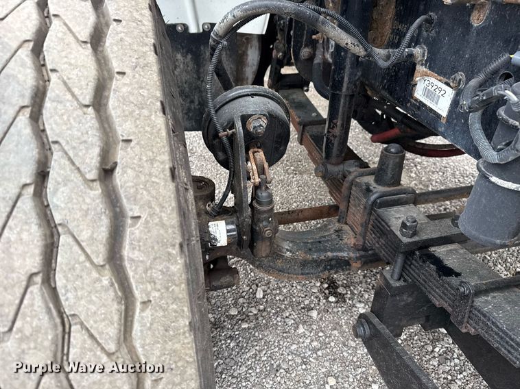 image for item EG5779 2007 Freightliner Business Class M2 Ext. Cab crane truck