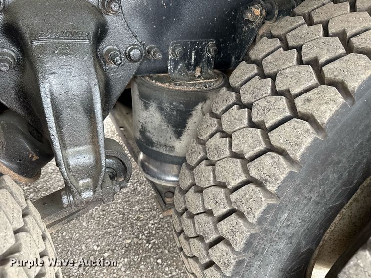 image for item EG5779 2007 Freightliner Business Class M2 Ext. Cab crane truck