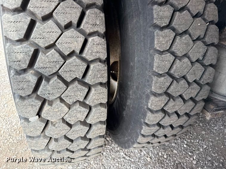 image for item EG5779 2007 Freightliner Business Class M2 Ext. Cab crane truck