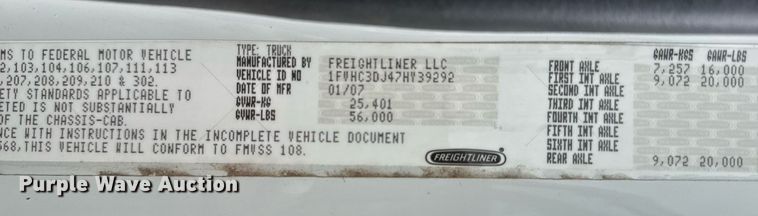 image for item EG5779 2007 Freightliner Business Class M2 Ext. Cab crane truck