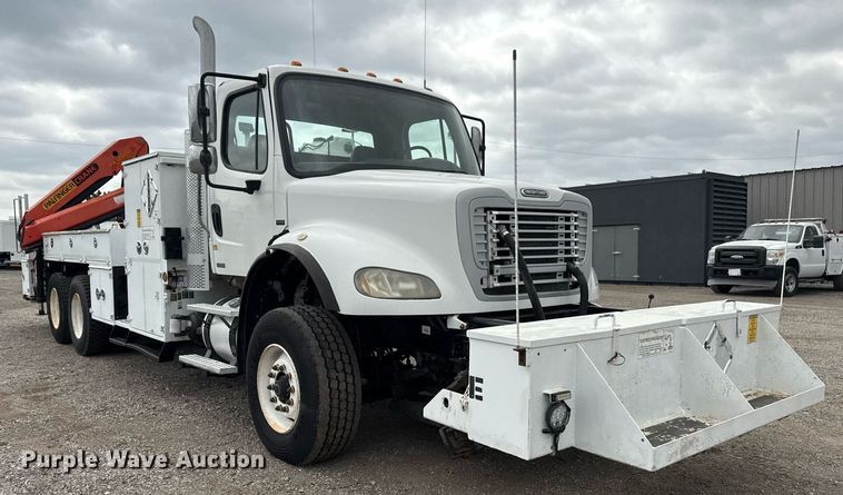 image for item EG5781 2010 Freightliner Business Class M2 crane truck