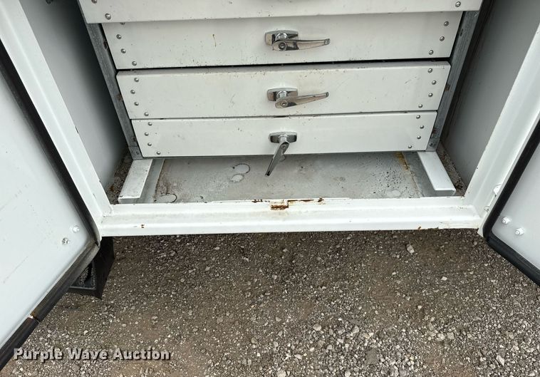 image for item EG5781 2010 Freightliner Business Class M2 crane truck