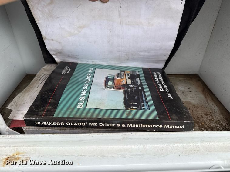 image for item EG5781 2010 Freightliner Business Class M2 crane truck