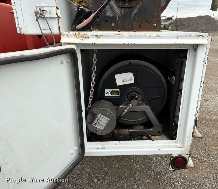 image for item EG5781 2010 Freightliner Business Class M2 crane truck