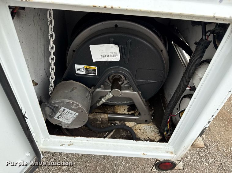 image for item EG5781 2010 Freightliner Business Class M2 crane truck