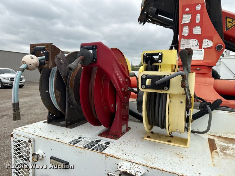 image for item EG5781 2010 Freightliner Business Class M2 crane truck