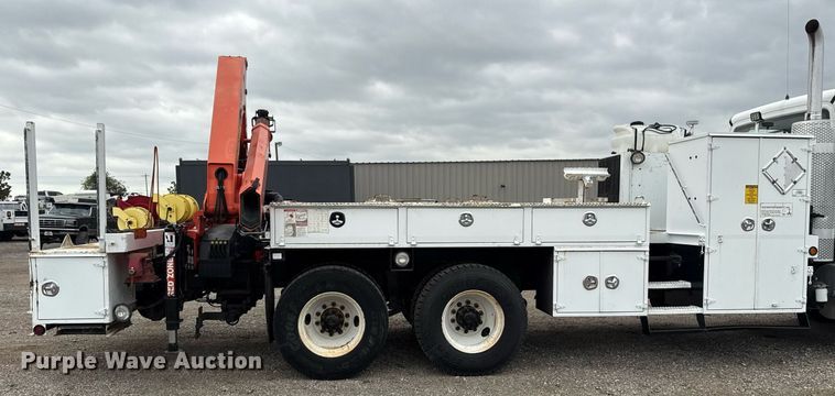 image for item EG5781 2010 Freightliner Business Class M2 crane truck