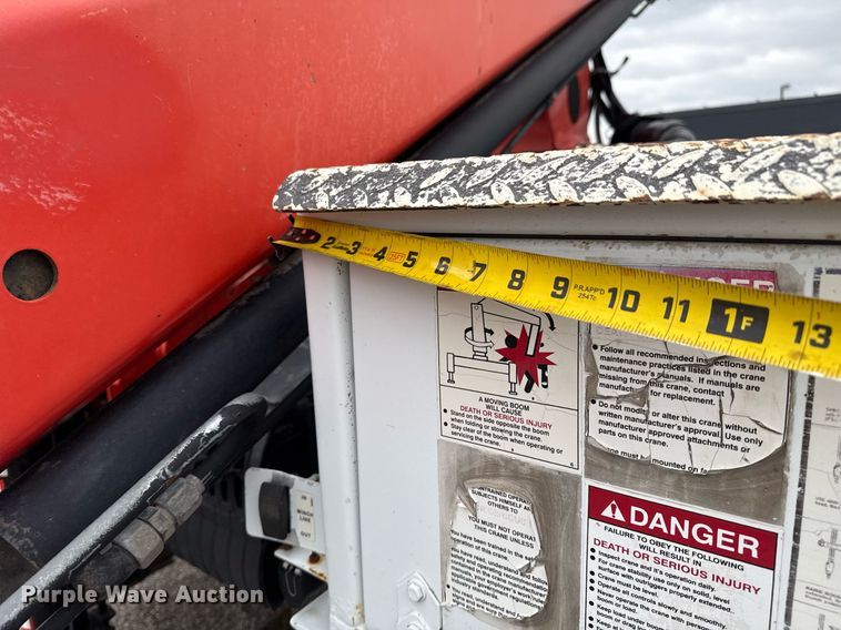 image for item EG5781 2010 Freightliner Business Class M2 crane truck