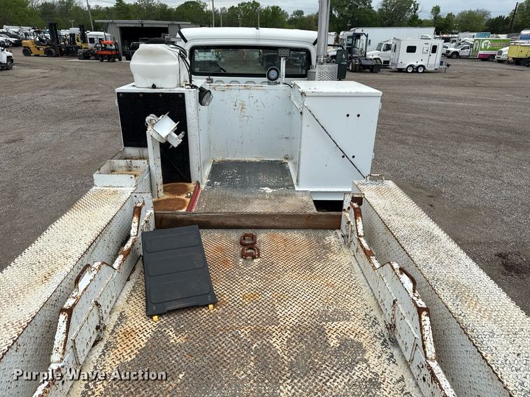 image for item EG5781 2010 Freightliner Business Class M2 crane truck