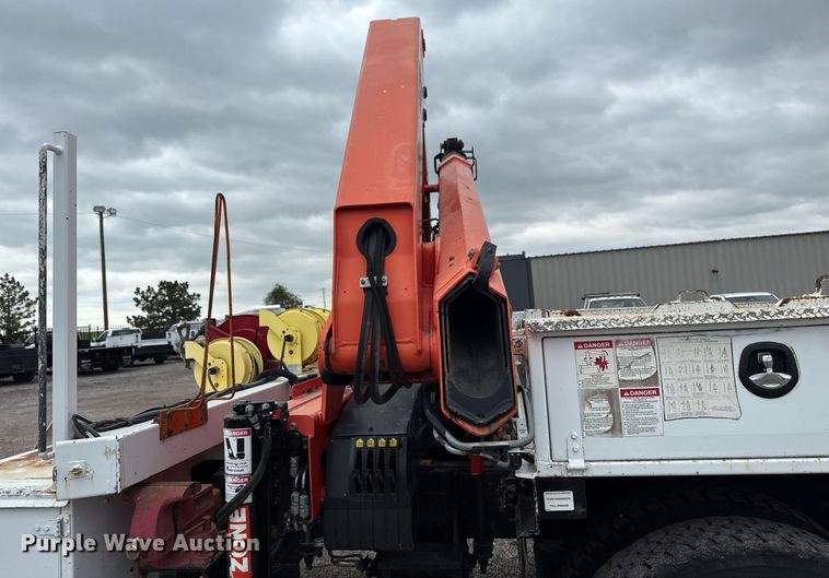 image for item EG5781 2010 Freightliner Business Class M2 crane truck