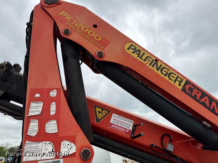 image for item EG5781 2010 Freightliner Business Class M2 crane truck