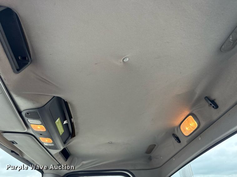 image for item EG5781 2010 Freightliner Business Class M2 crane truck