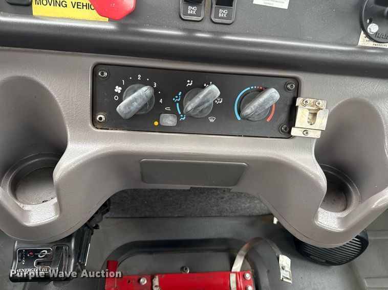 image for item EG5781 2010 Freightliner Business Class M2 crane truck