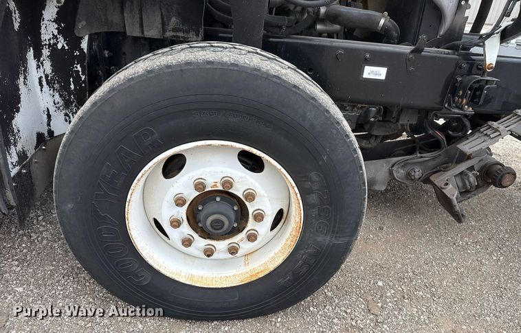 image for item EG5781 2010 Freightliner Business Class M2 crane truck