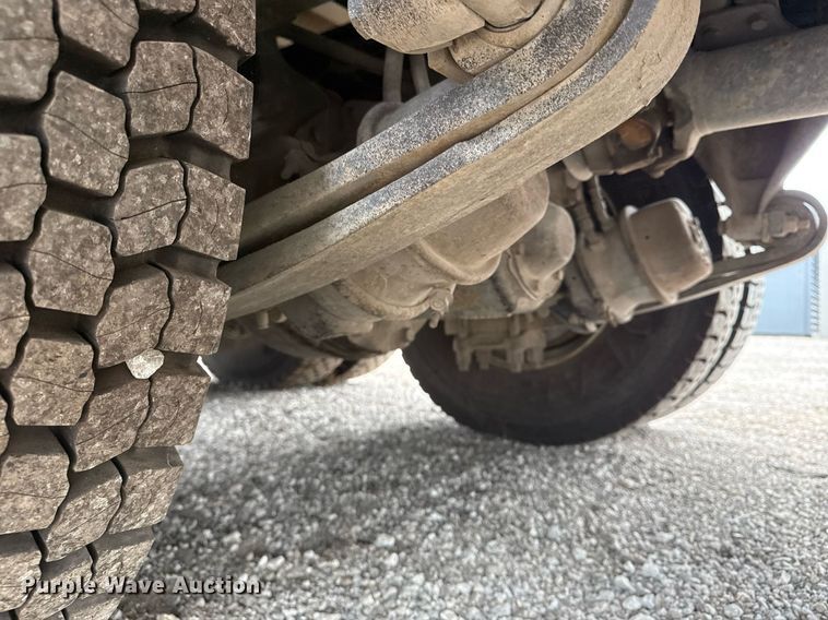 image for item EG5781 2010 Freightliner Business Class M2 crane truck