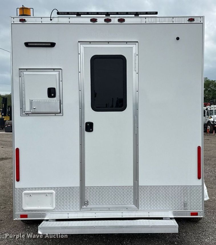 image for item EG5789 2022 InTech Trailers fiber optic splicing trailer