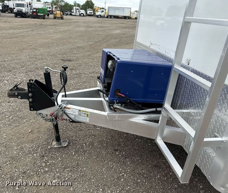 image for item EG5789 2022 InTech Trailers fiber optic splicing trailer
