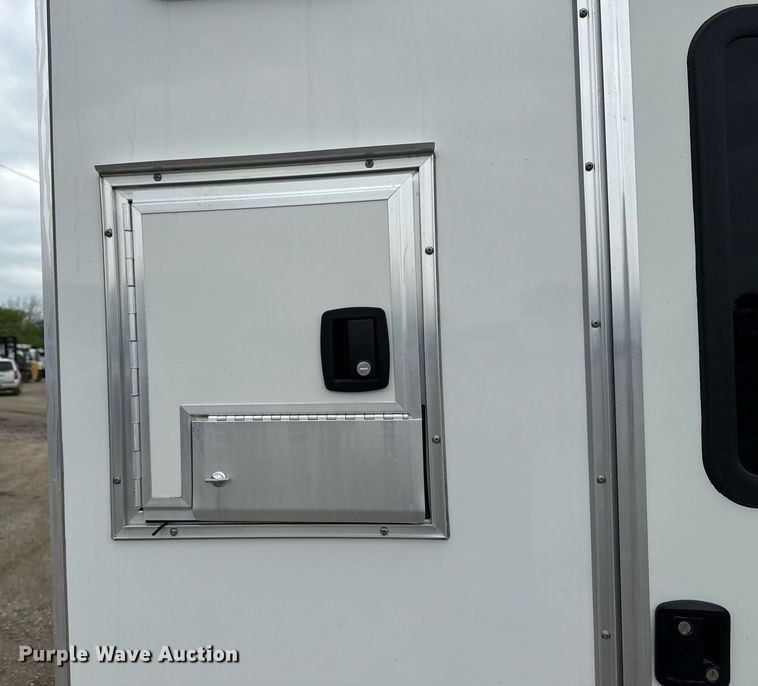 image for item EG5789 2022 InTech Trailers fiber optic splicing trailer