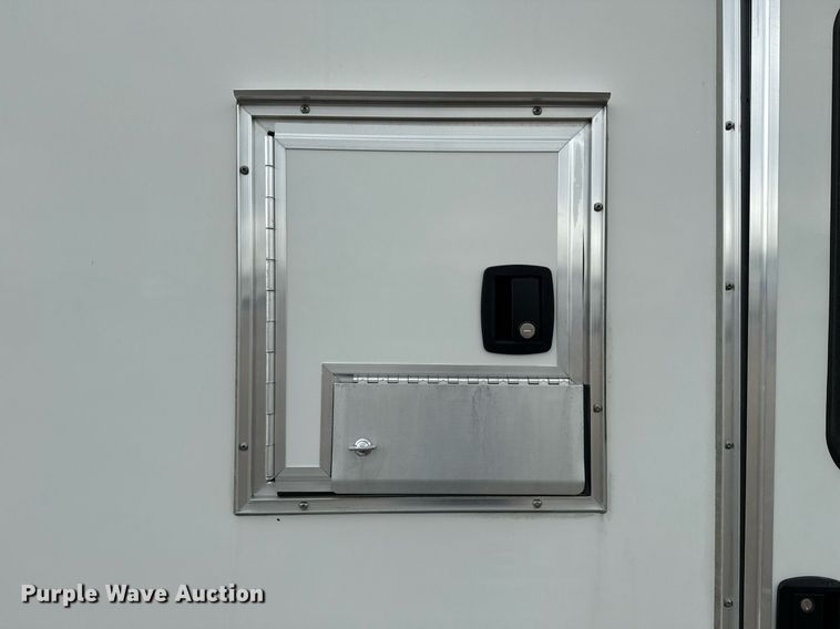 image for item EG5791 2022 InTech Trailers fiber optic splicing trailer