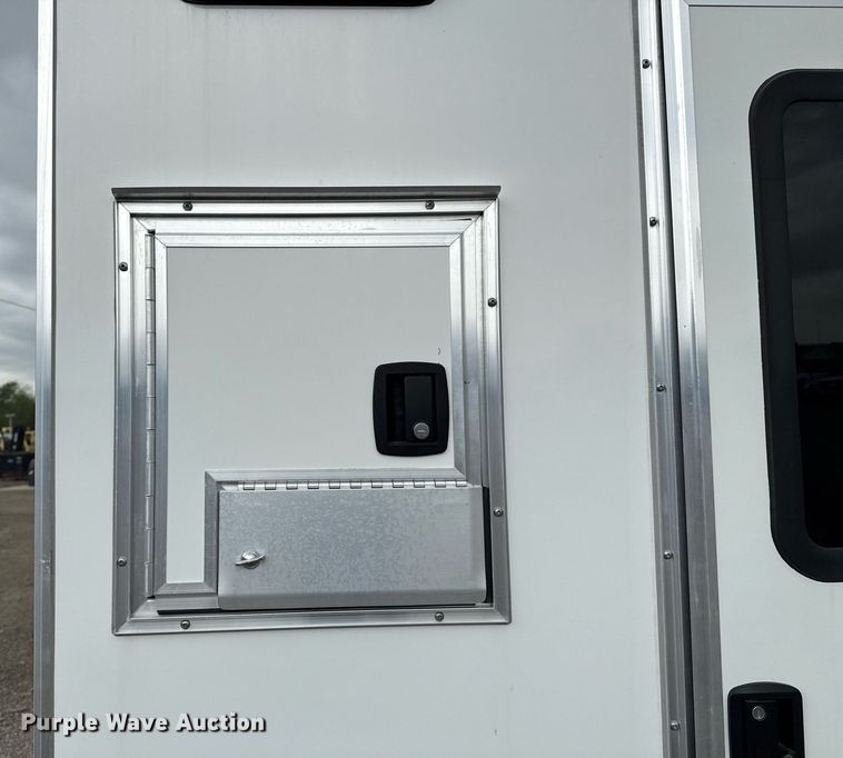 image for item EG5791 2022 InTech Trailers fiber optic splicing trailer