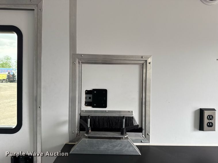 image for item EG5791 2022 InTech Trailers fiber optic splicing trailer