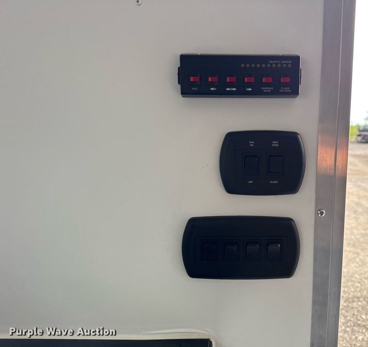 image for item EG5791 2022 InTech Trailers fiber optic splicing trailer