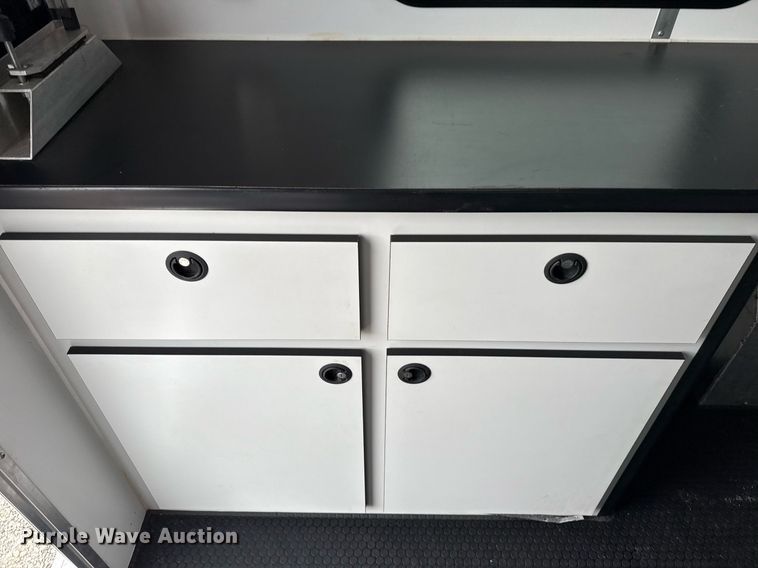 image for item EG5791 2022 InTech Trailers fiber optic splicing trailer