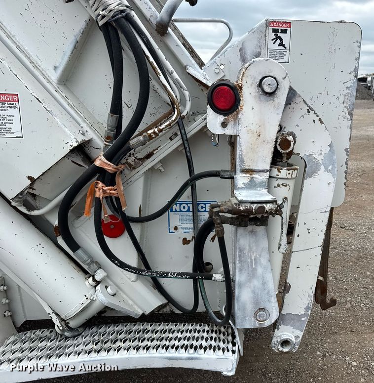 image for item EG5792 2014 Freightliner M2 refuse truck