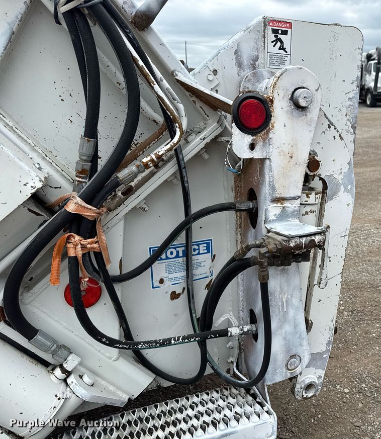 image for item EG5792 2014 Freightliner M2 refuse truck