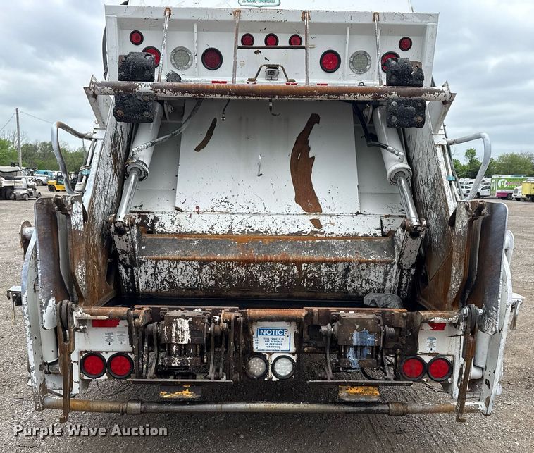 image for item EG5792 2014 Freightliner M2 refuse truck