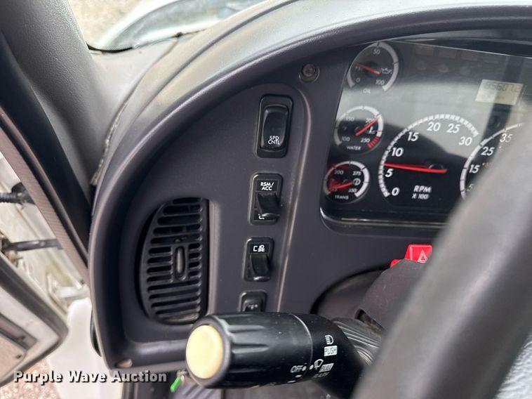 image for item EG5792 2014 Freightliner M2 refuse truck