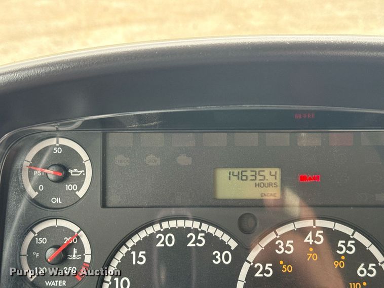 image for item EG5792 2014 Freightliner M2 refuse truck