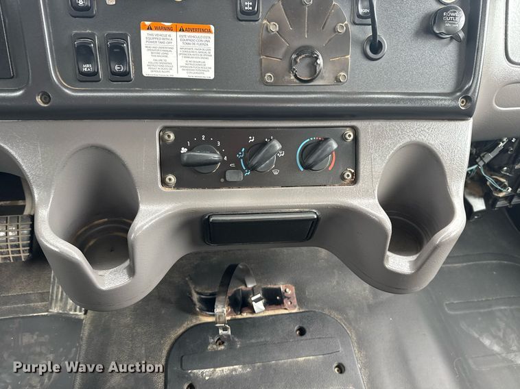 image for item EG5792 2014 Freightliner M2 refuse truck