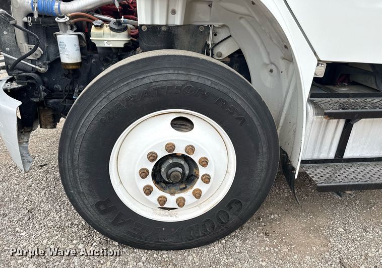 image for item EG5792 2014 Freightliner M2 refuse truck