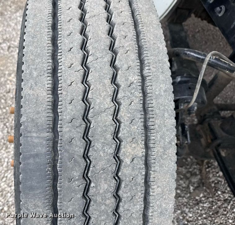 image for item EG5792 2014 Freightliner M2 refuse truck