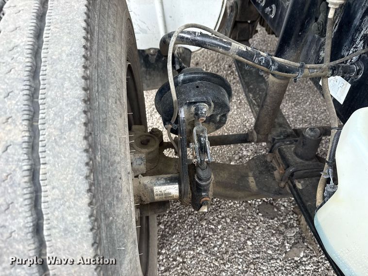 image for item EG5792 2014 Freightliner M2 refuse truck