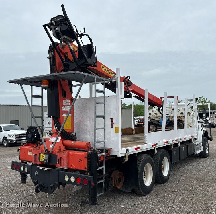 image for item EG5795 2010 Freightliner Business Class M2 crane truck