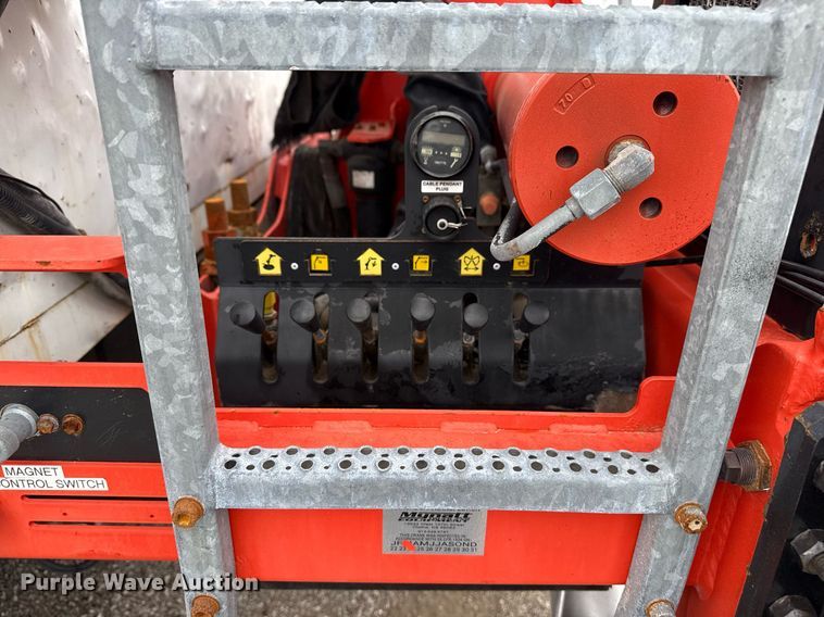 image for item EG5795 2010 Freightliner Business Class M2 crane truck