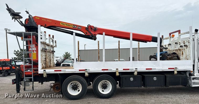 image for item EG5795 2010 Freightliner Business Class M2 crane truck