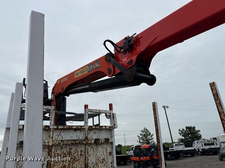 image for item EG5795 2010 Freightliner Business Class M2 crane truck