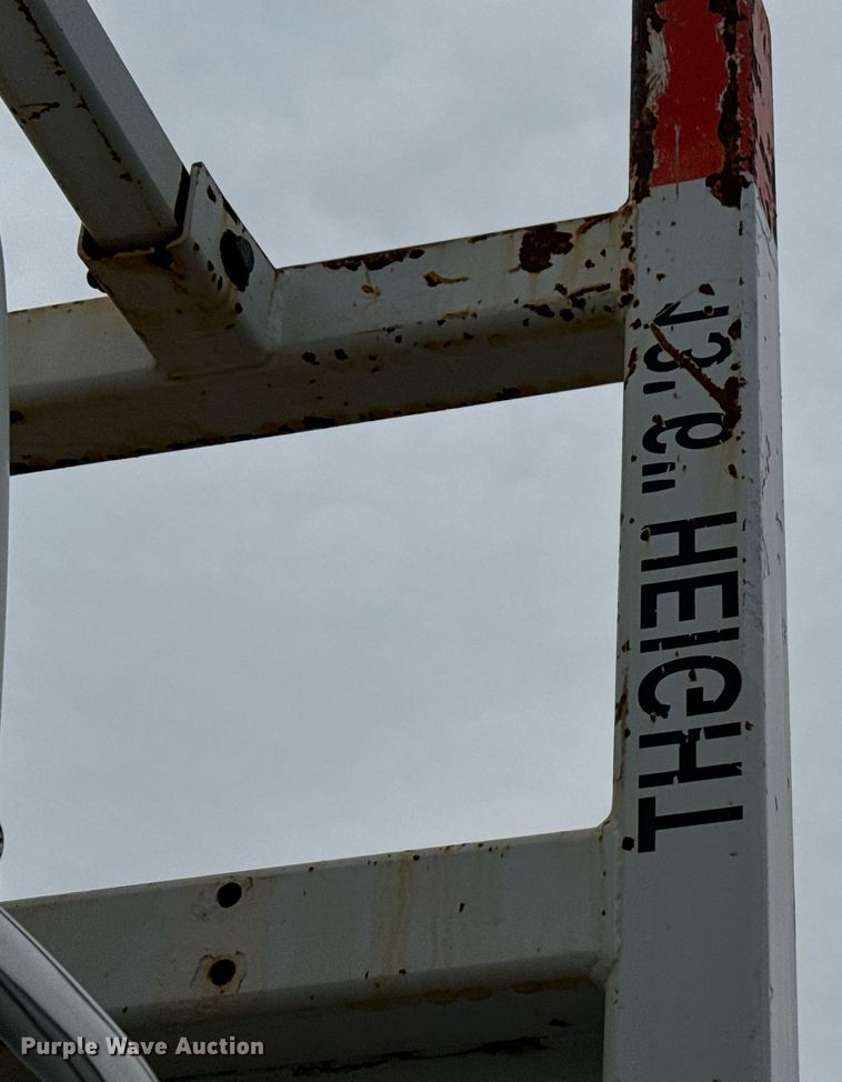 image for item EG5795 2010 Freightliner Business Class M2 crane truck