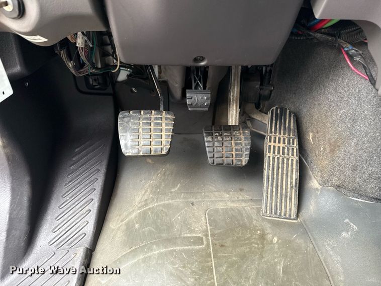 image for item EG5795 2010 Freightliner Business Class M2 crane truck