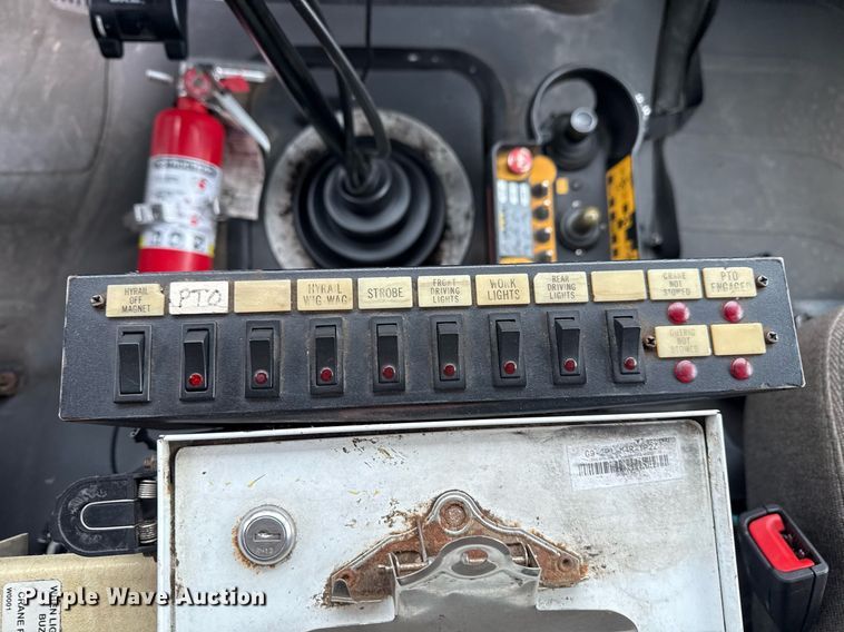 image for item EG5795 2010 Freightliner Business Class M2 crane truck