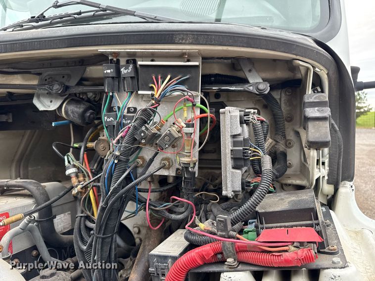 image for item EG5795 2010 Freightliner Business Class M2 crane truck